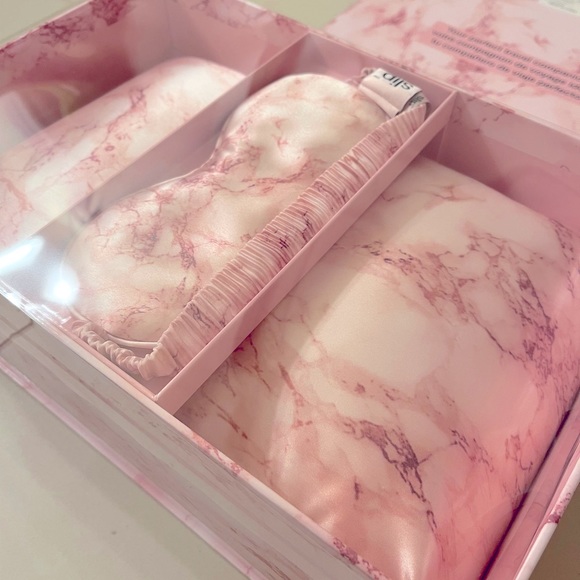 SLIP TRAVEL PILLOW, PURE SILK PILLOWCASE AND SLEEP MASK NWT NIB PINK/MARBLE - Picture 2 of 4